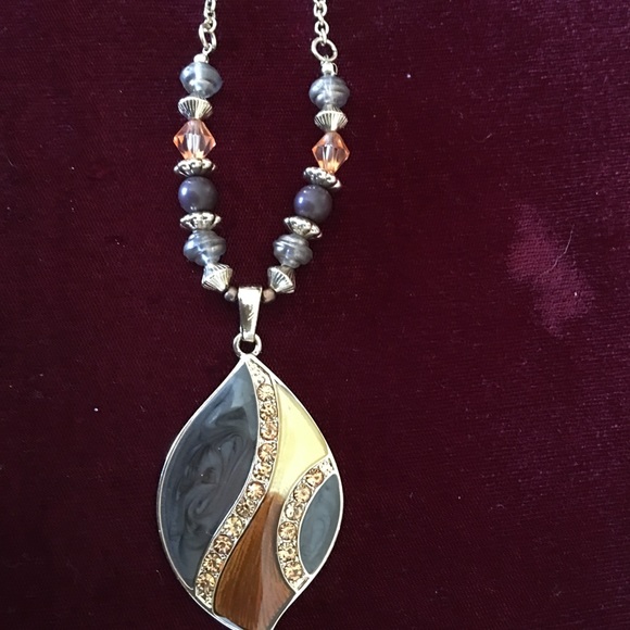 ๐๐Favorite Necklace๐๐HOST PICK FALL FAVORITES - Picture 7 of 7